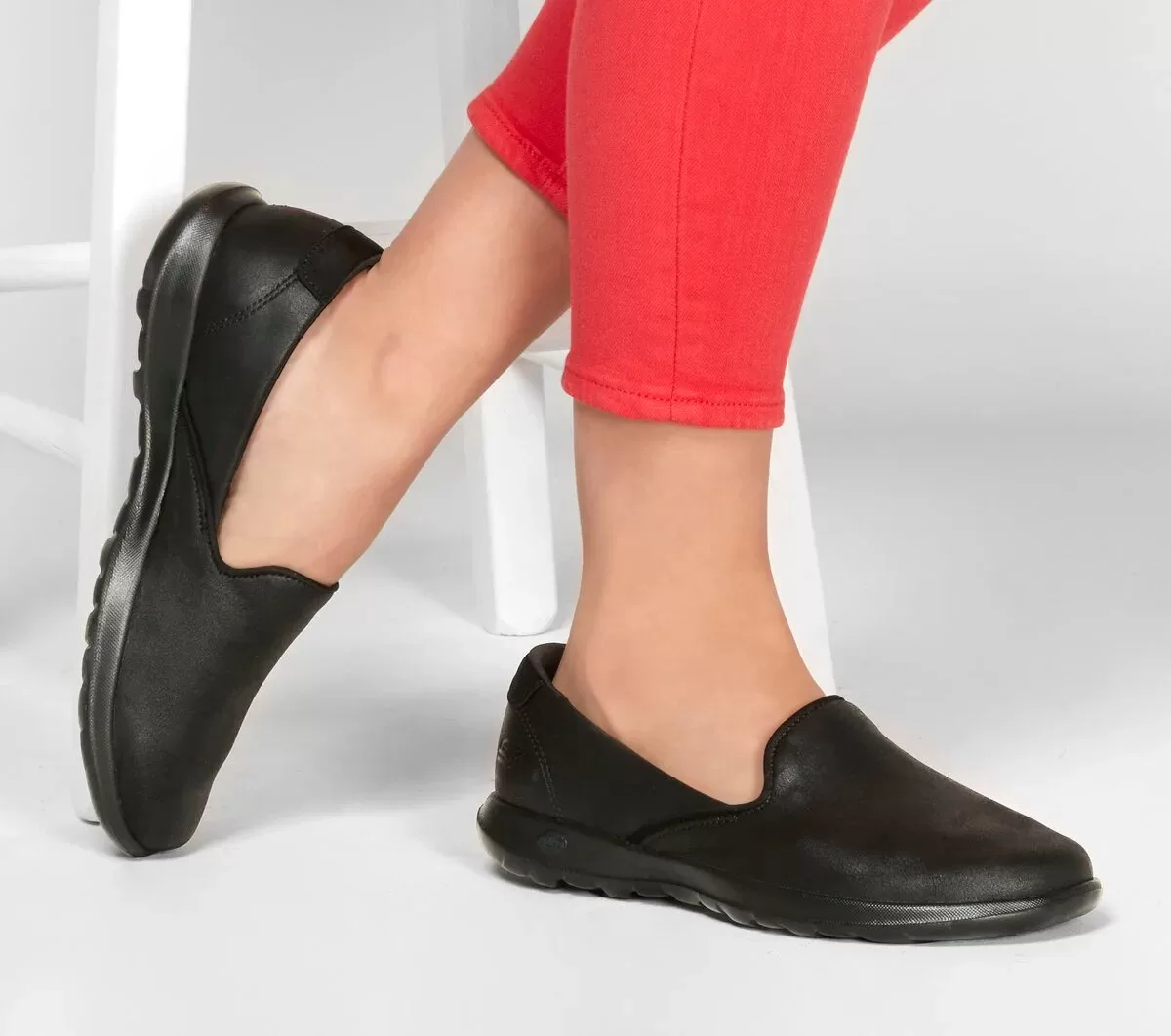 Skechers GOwalk Lite – Queenly