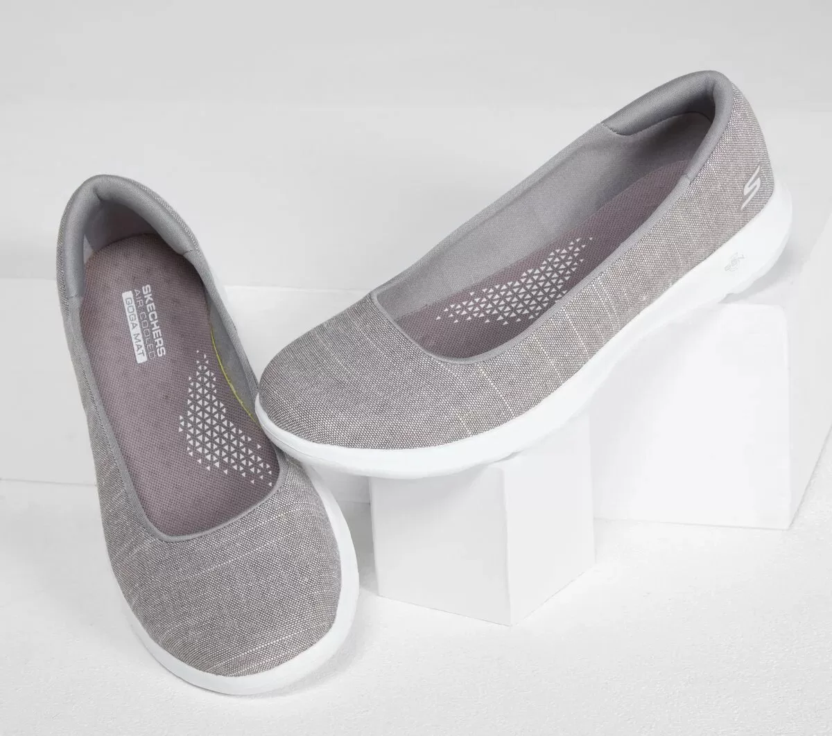 Skechers GOwalk Lite – Susie